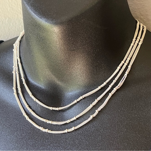 Vintage Liz Claiborne Silver Jewelry Set- Necklace, Earrings, Bracelet - Picture 6 of 10